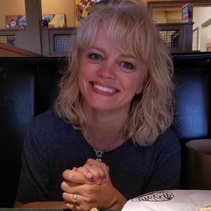 Meet your Posher, Diann